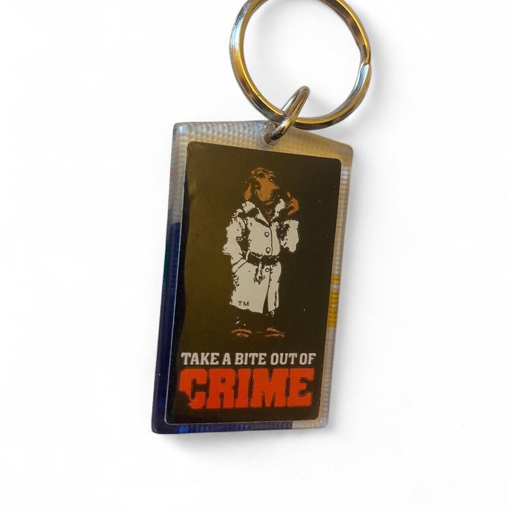 7-11 McGruff The Crime Dog Keychain Vintage Grail